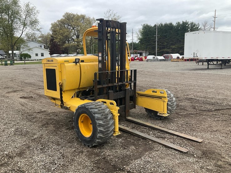 #1353-•-2020-sellick-stm-55k4-forklift-image-11