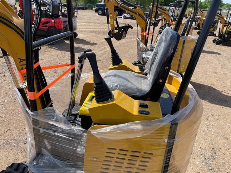 #2041-•-unused-2026-ats-mini-excavator-image-8