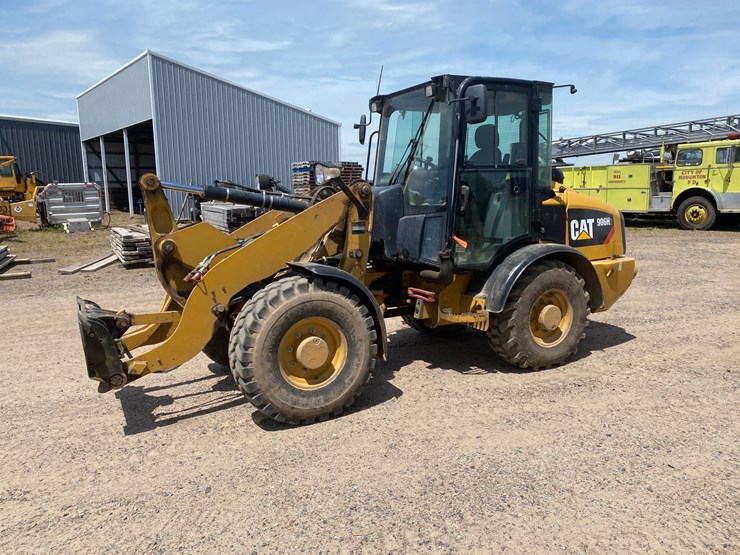 caterpillar-906h2-image-12
