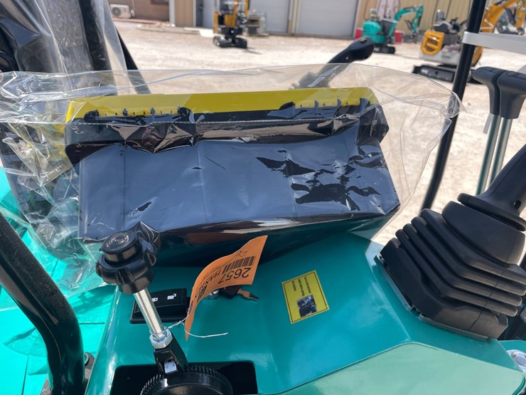 #2657-•-unused-cfg-mini-excavator-image-27