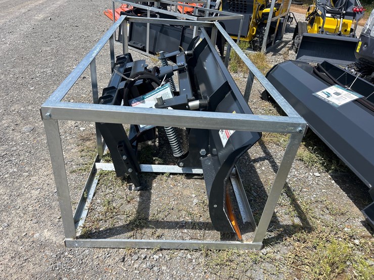 #68-•-84”-skid-steer-hydraulic-blade-image-2