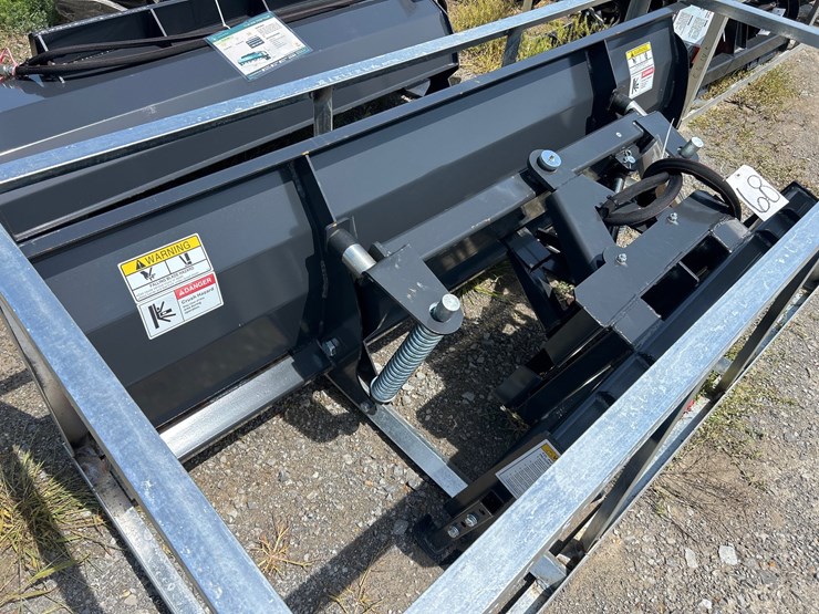 #68-•-84”-skid-steer-hydraulic-blade-image-4