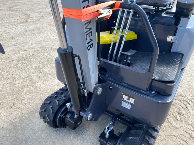 #1112-•-new-ats-me18-mini-excavator-image-21