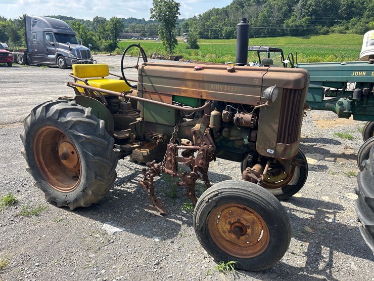 john-deere-420-image-1