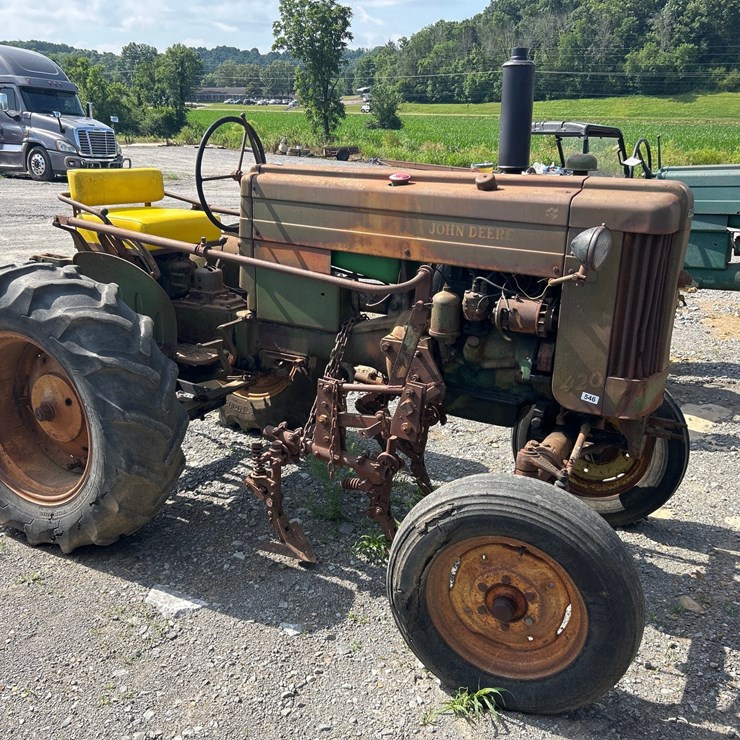 JOHN DEERE 420