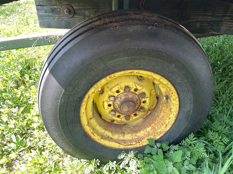 #2008-•-h&s-hay-wagon-with-john-deere-running-gear-(colfax-wi)-image-36