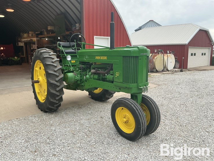 1953-john-deere-50-image-3