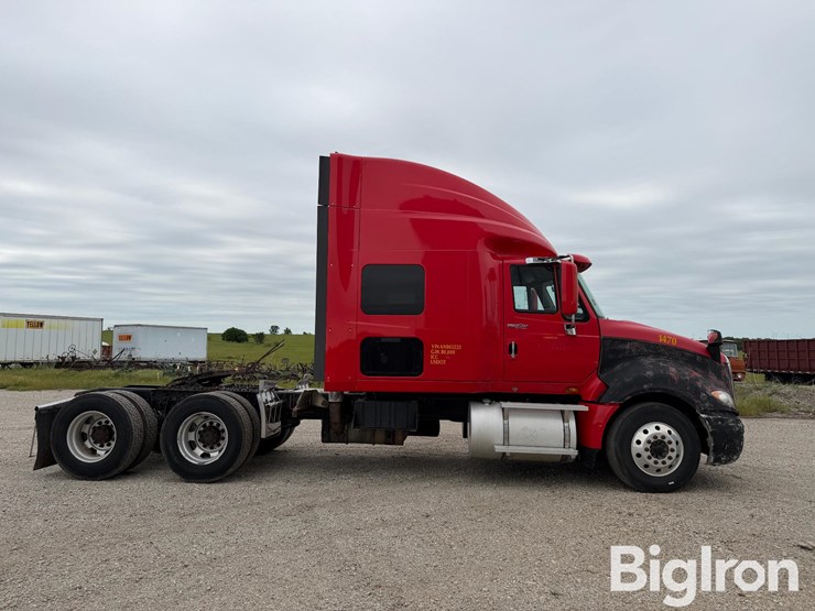 2010-international-prostar-image-4