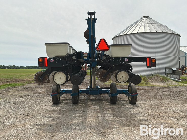 2005-kinze-3500-image-6