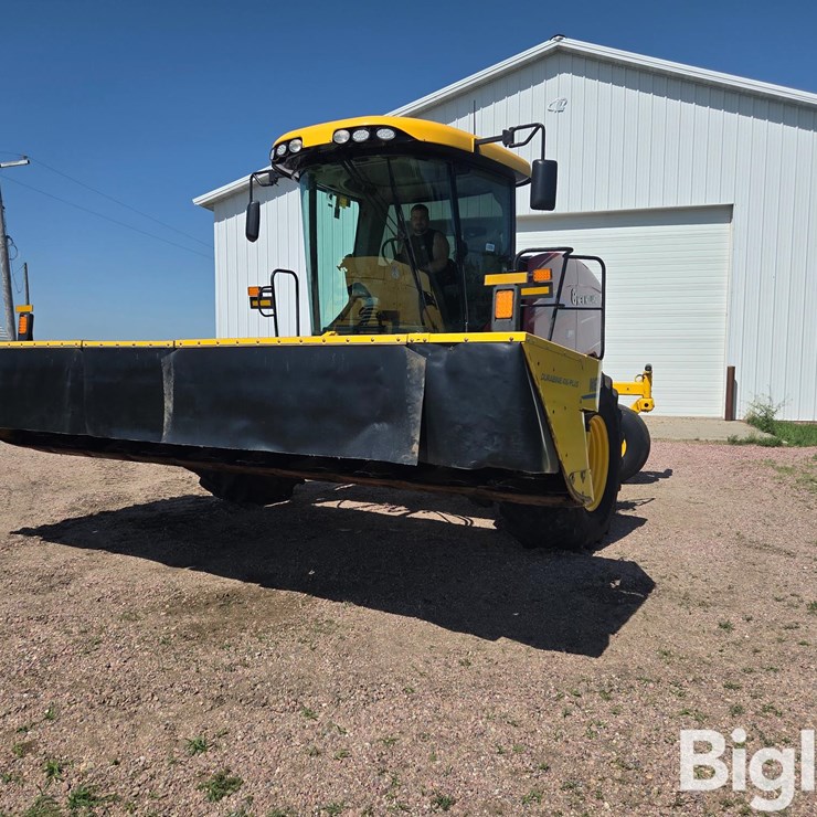 2023 NEW HOLLAND SPEEDROWER 220