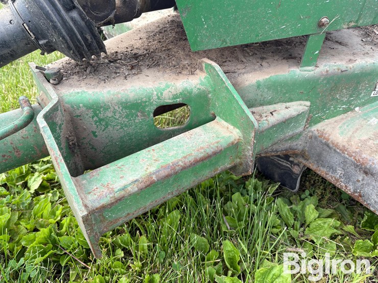 john-deere-120-image-13