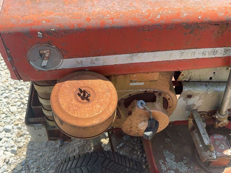 massey-ferguson-7-image-7