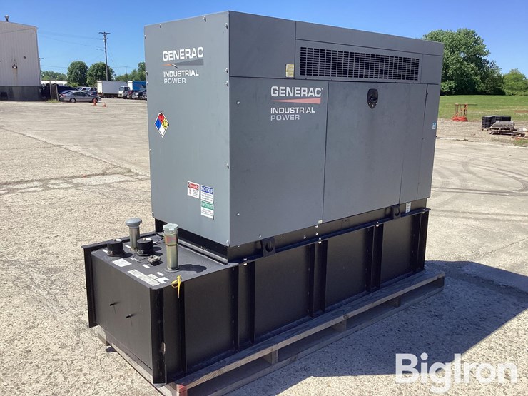 2018-generac-g0071900-15kw-generator-image-1