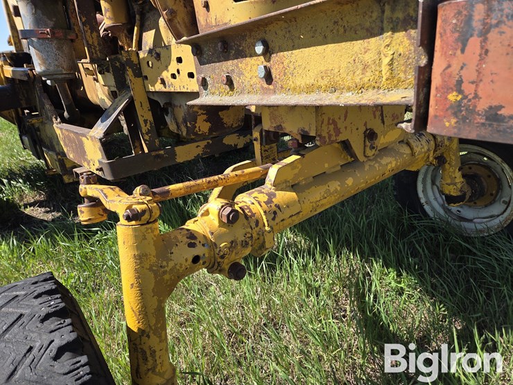 1952-massey-ferguson-222-image-12