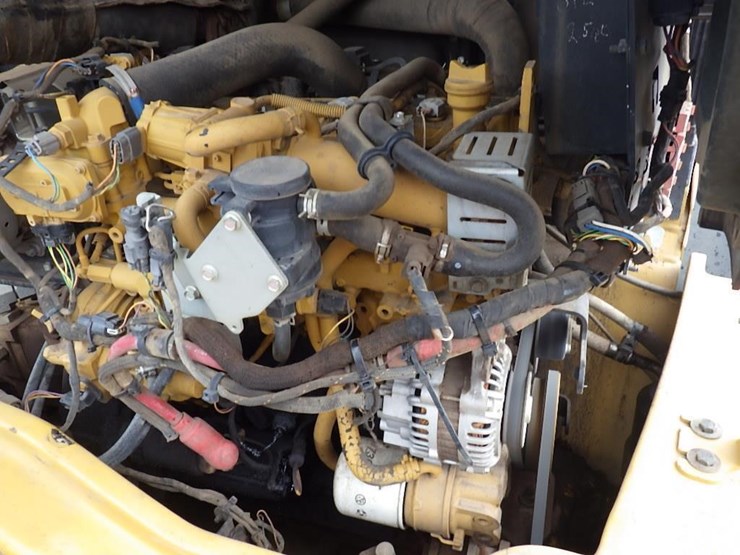 caterpillar-908m-image-32