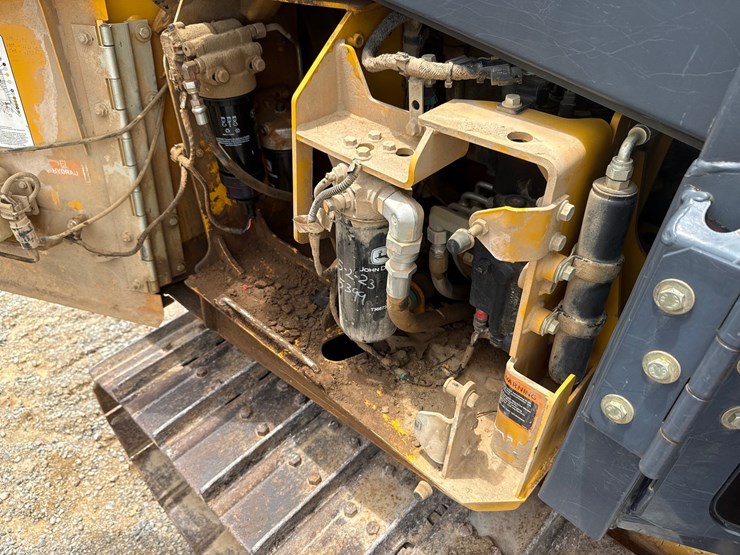 deere-650k-xlt-image-13