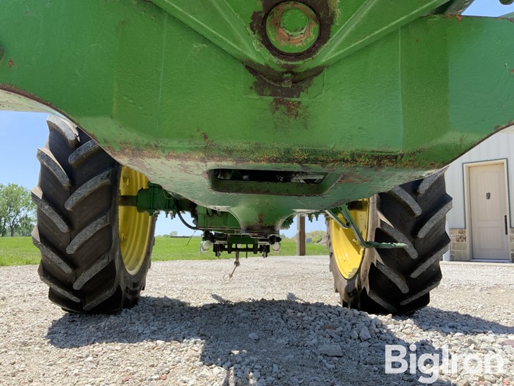 1979-john-deere-2840-image-10