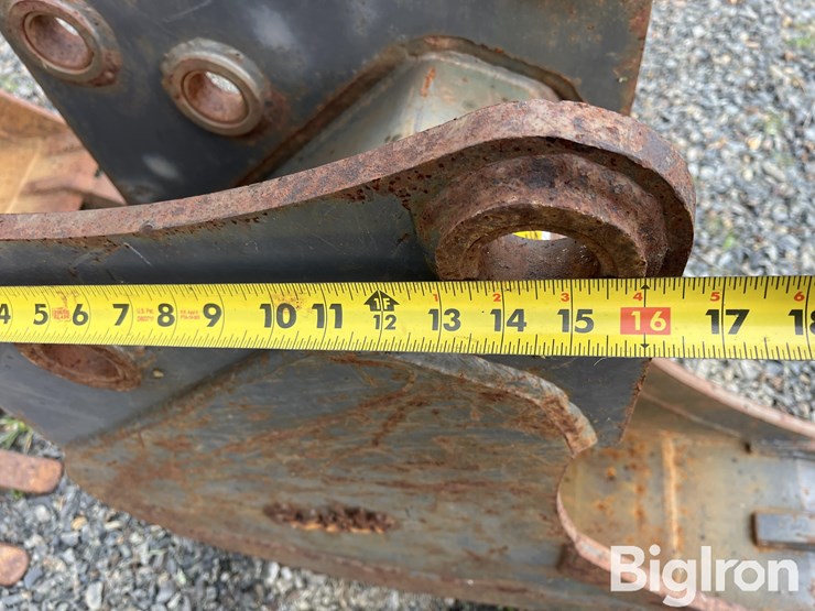 2011-new-holland-lb75-image-14