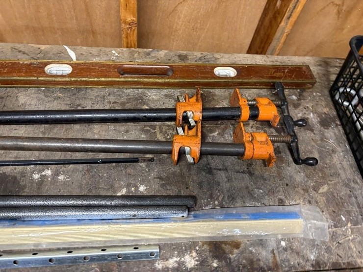 pipe-clamps,-level-image-3
