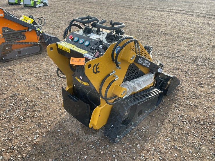#2010-•-2026-agt-mx-crt23-compact-track-loader-image-3