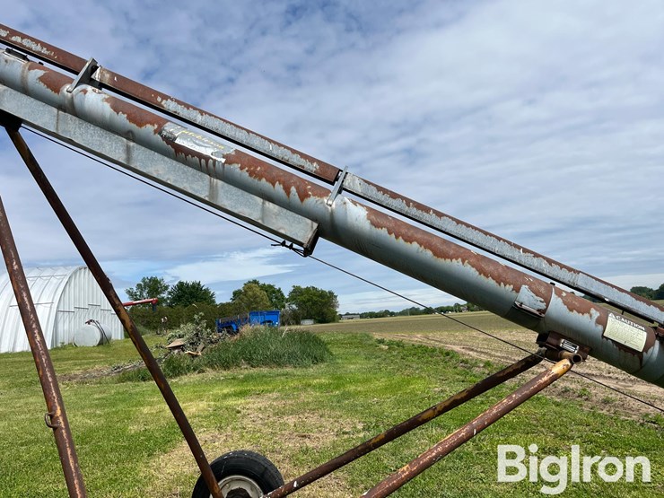 hutchinson-10"-portable-grain-auger-image-11