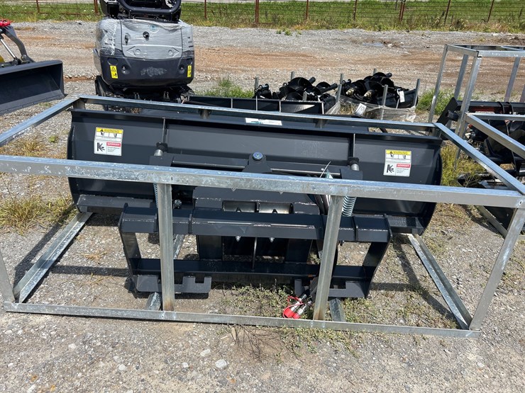 #68-•-84”-skid-steer-hydraulic-blade-image-3