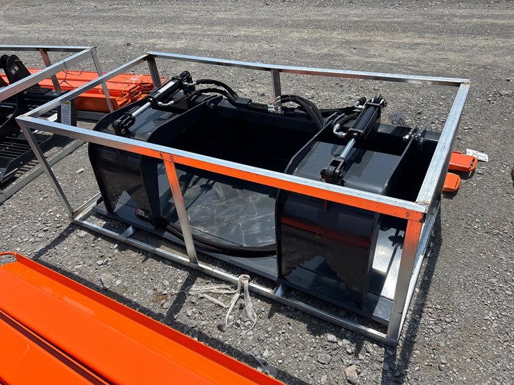 #84-•-72”-skid-steer-grapple-bucket-image-1