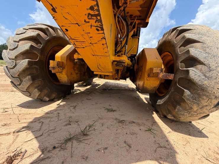 1992-deere-670b-image-19
