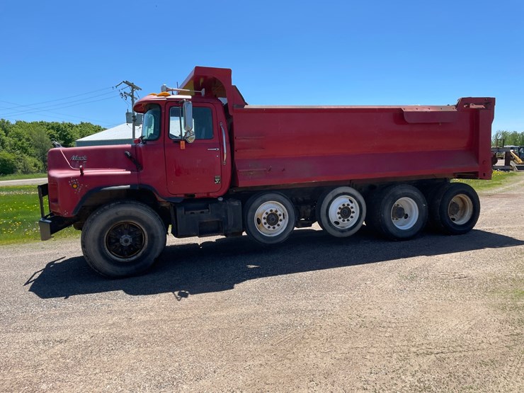 mack-dm688s-image-16