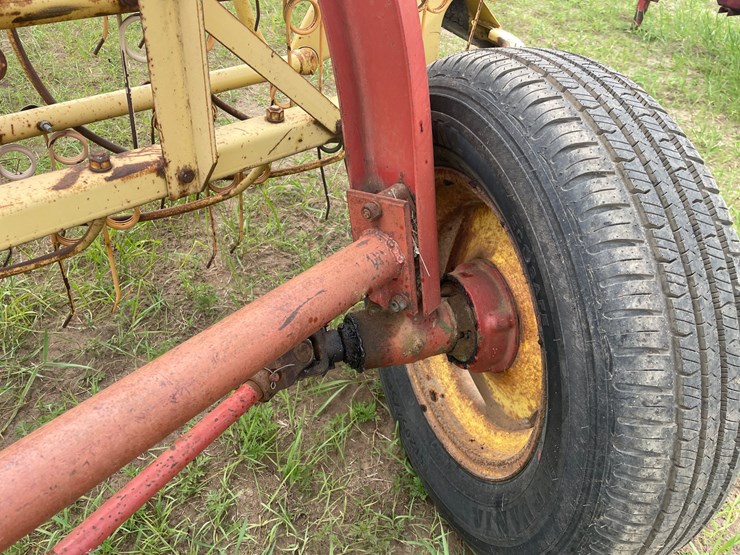 new-holland-256-image-25