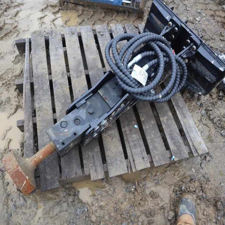 Mini Skid Steer Pounder750