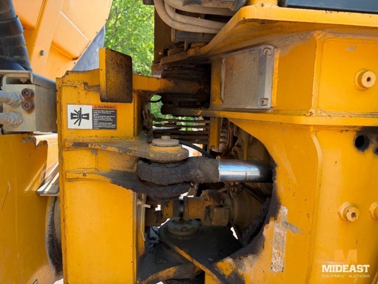 deere-400d-image-21