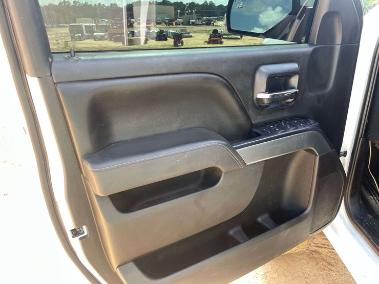2014-chevrolet-silverado-1500-lt-image-9
