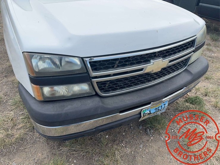 2007-chevrolet-1500-image-9