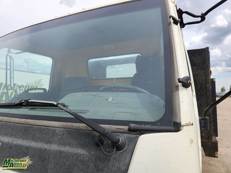 2007-gmc-w4500-image-26