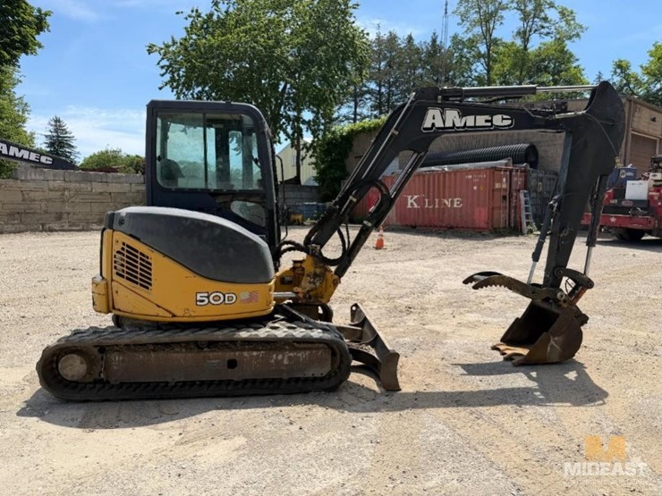 2013-deere-50d-image-6
