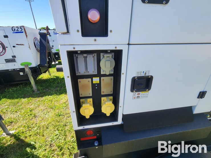 2015-generac-mmg251f4-22kw-portable-generator-image-16