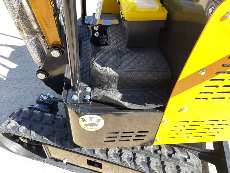 #1100-•-new-ats-rt15r-mini-excavator-image-14