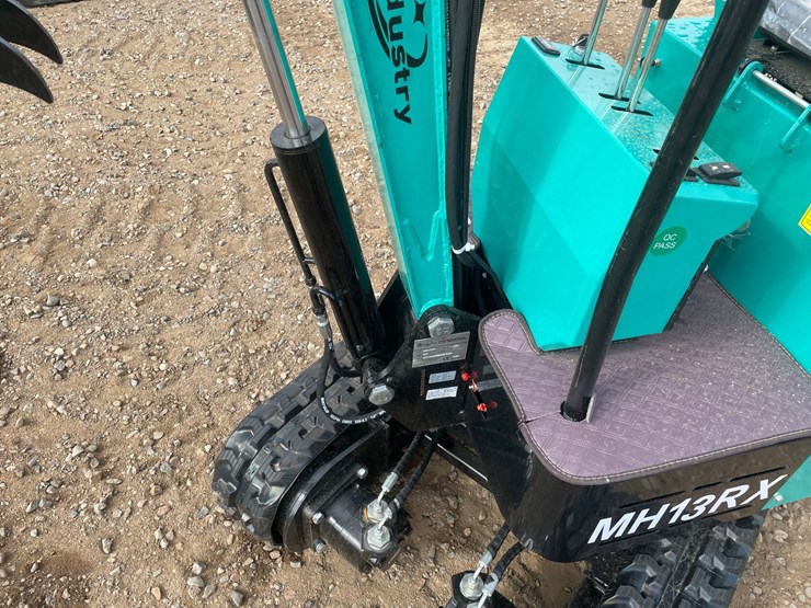 #2025-•-2026-cfg-mh13rx-mini-excavator-image-19