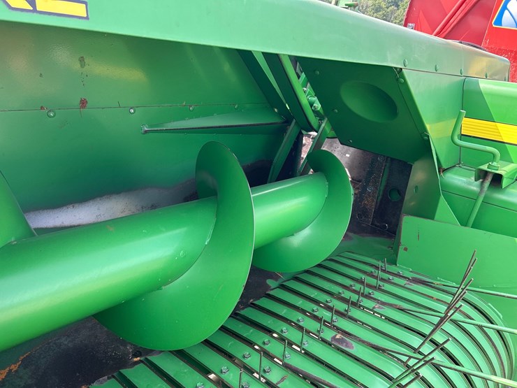john-deere-328-image-11