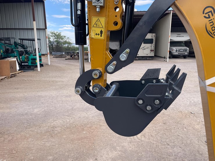 #2663-•-unused-cfg-mini-excavator-image-21