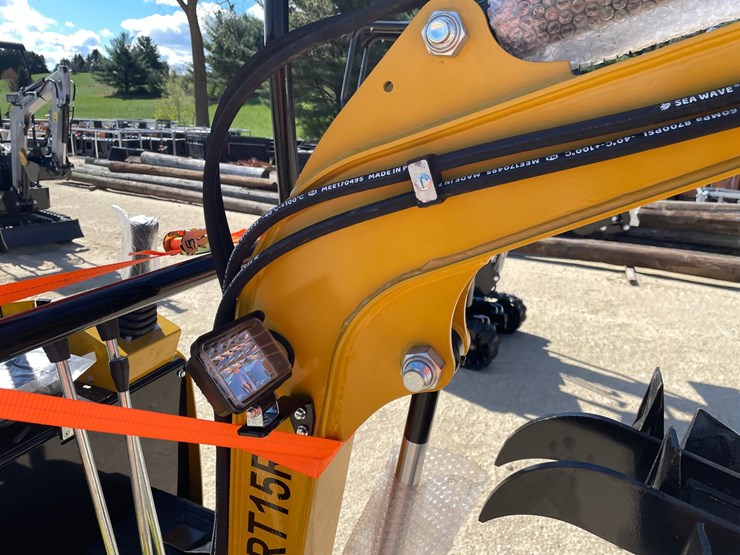 #1101-•-new-ats-rt15r-mini-excavator-image-19