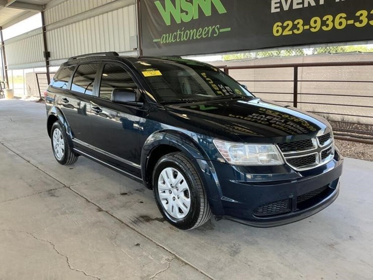 2015-dodge-journey-image-2
