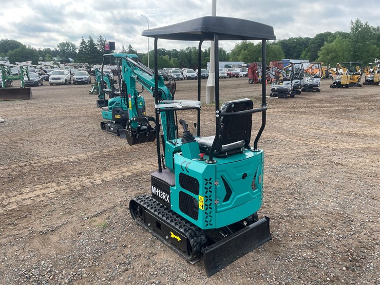 #2024-•-2026-cfg-mh13rx-mini-excavator-image-2
