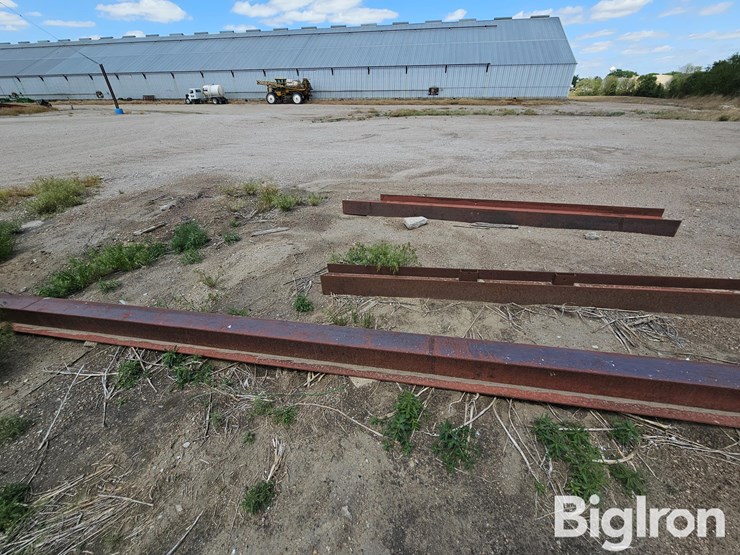 hd-steel-i-beams-image-2