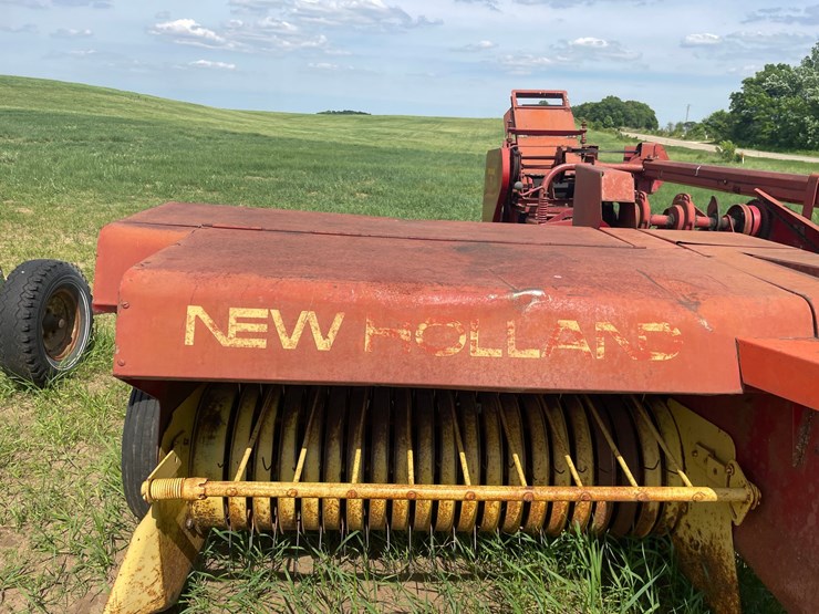 new-holland-273-image-11