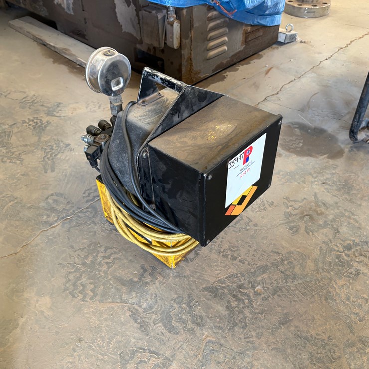 Atlas copco 10K portable hydraulic power pack