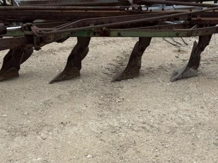 john-deere-5-image-1