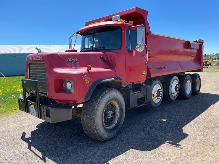 mack-dm688s-image-18