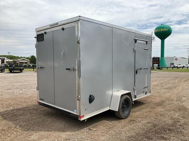 2024-haulin-31'-x-102"-image-6